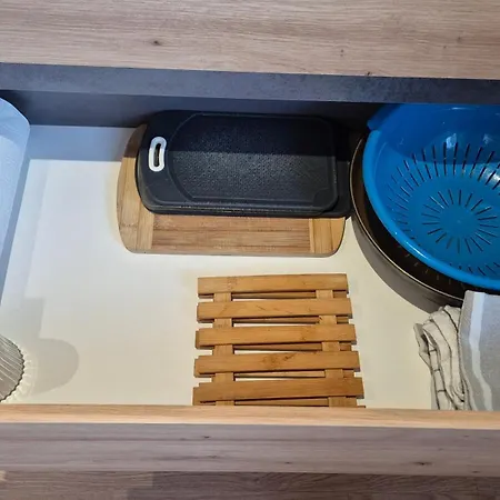 Steinershausen شقة