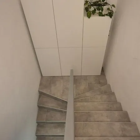 Steinershausen Apartman *